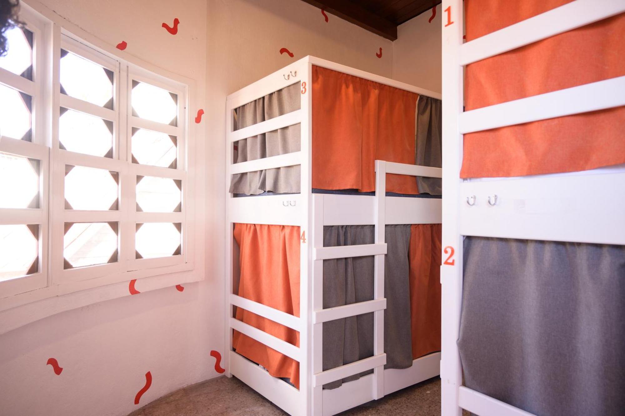 Macarena Hostel Flores Luaran gambar